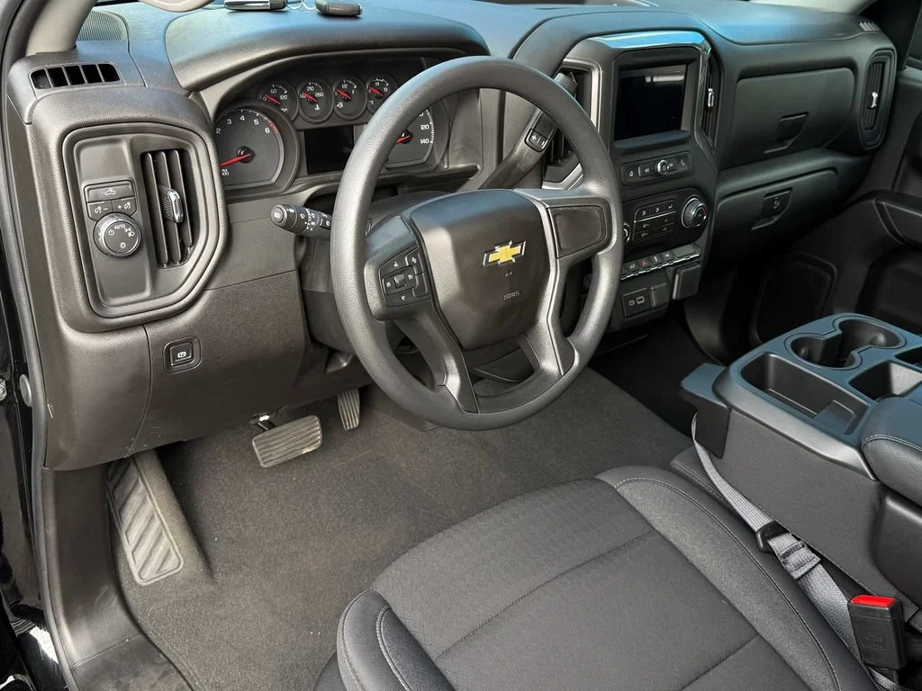 Used 2026 Black Chevrolet Custom image 4