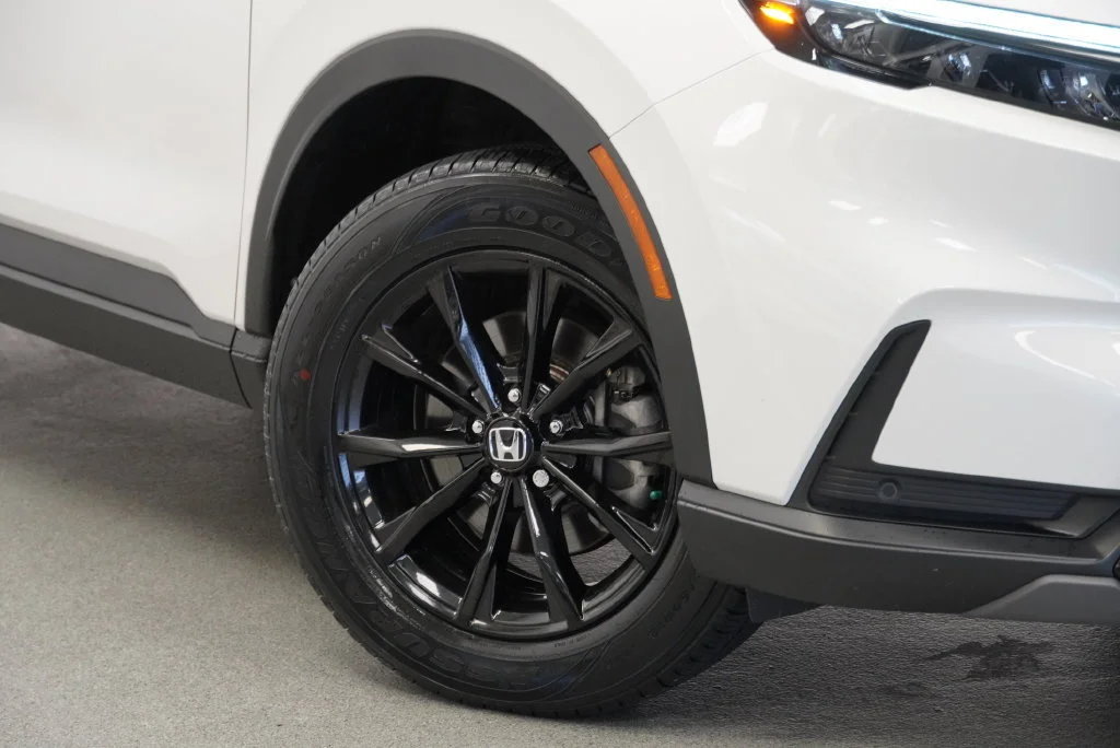 Used 2025 White Honda Sport-L image 7