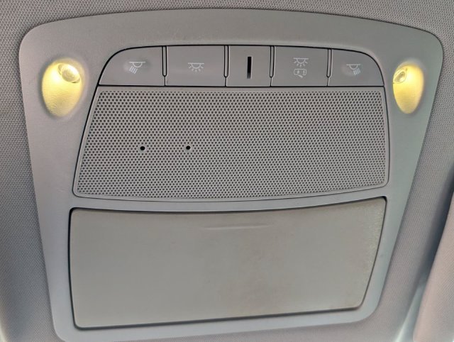 Used 2017 Silver Nissan 2.5 SV image 22