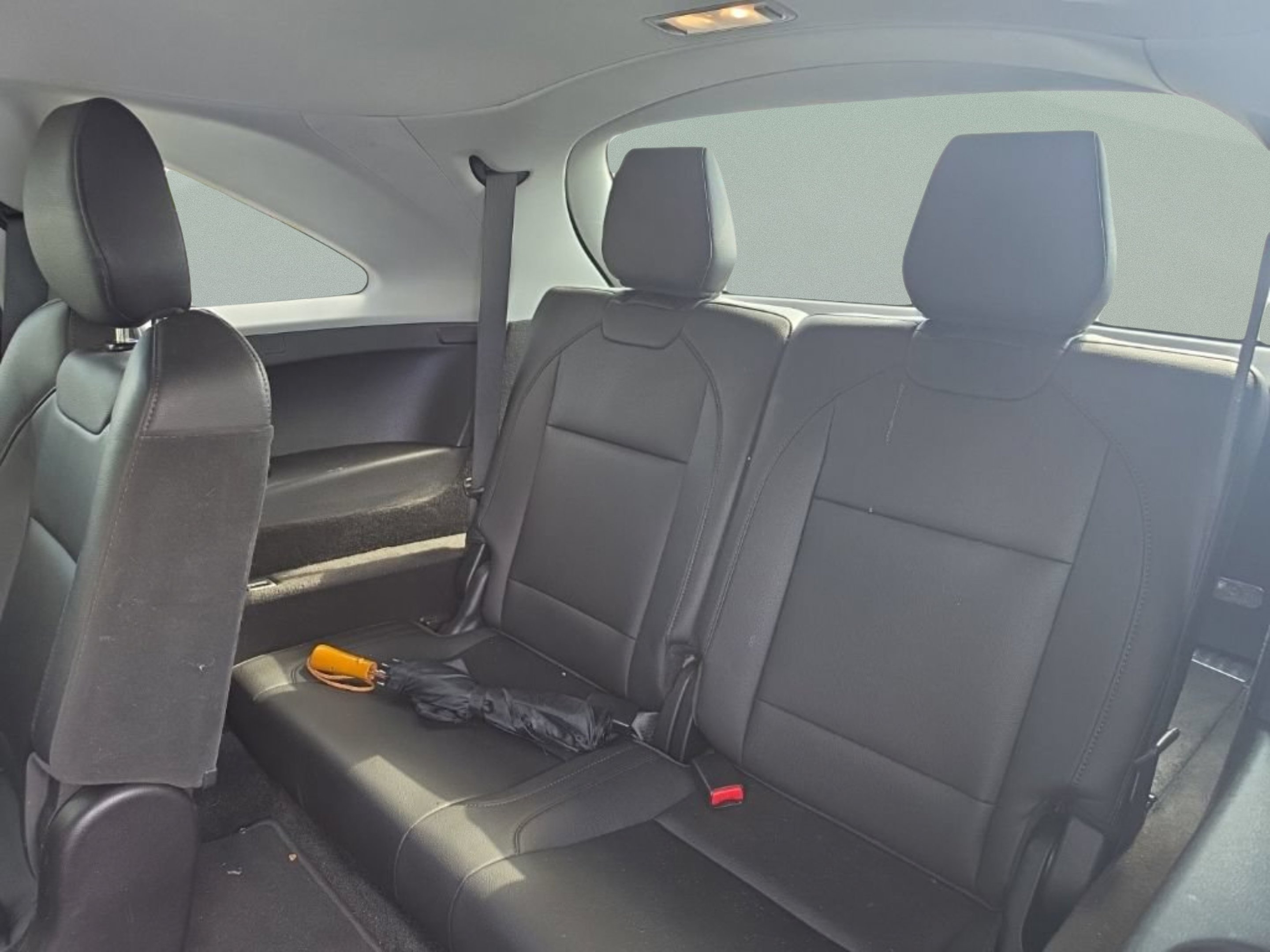 Used 2014 Silver Acura FWD image 28