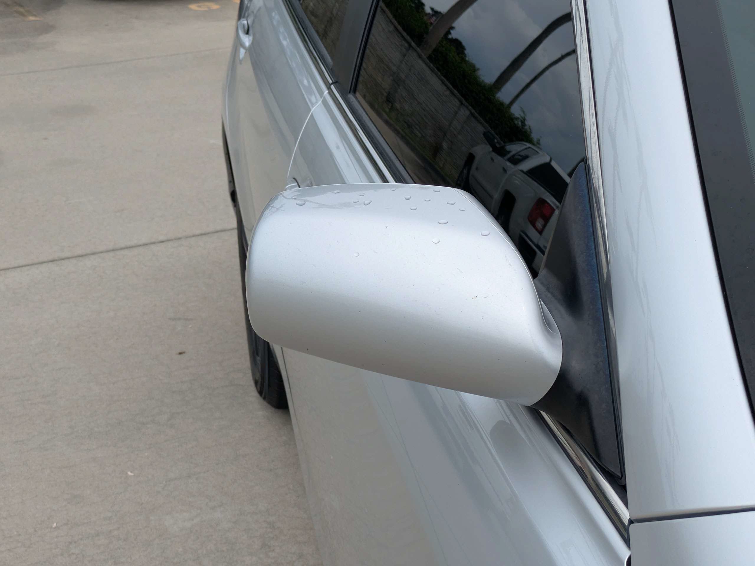 2010 Toyota Camry LE - Photo 8