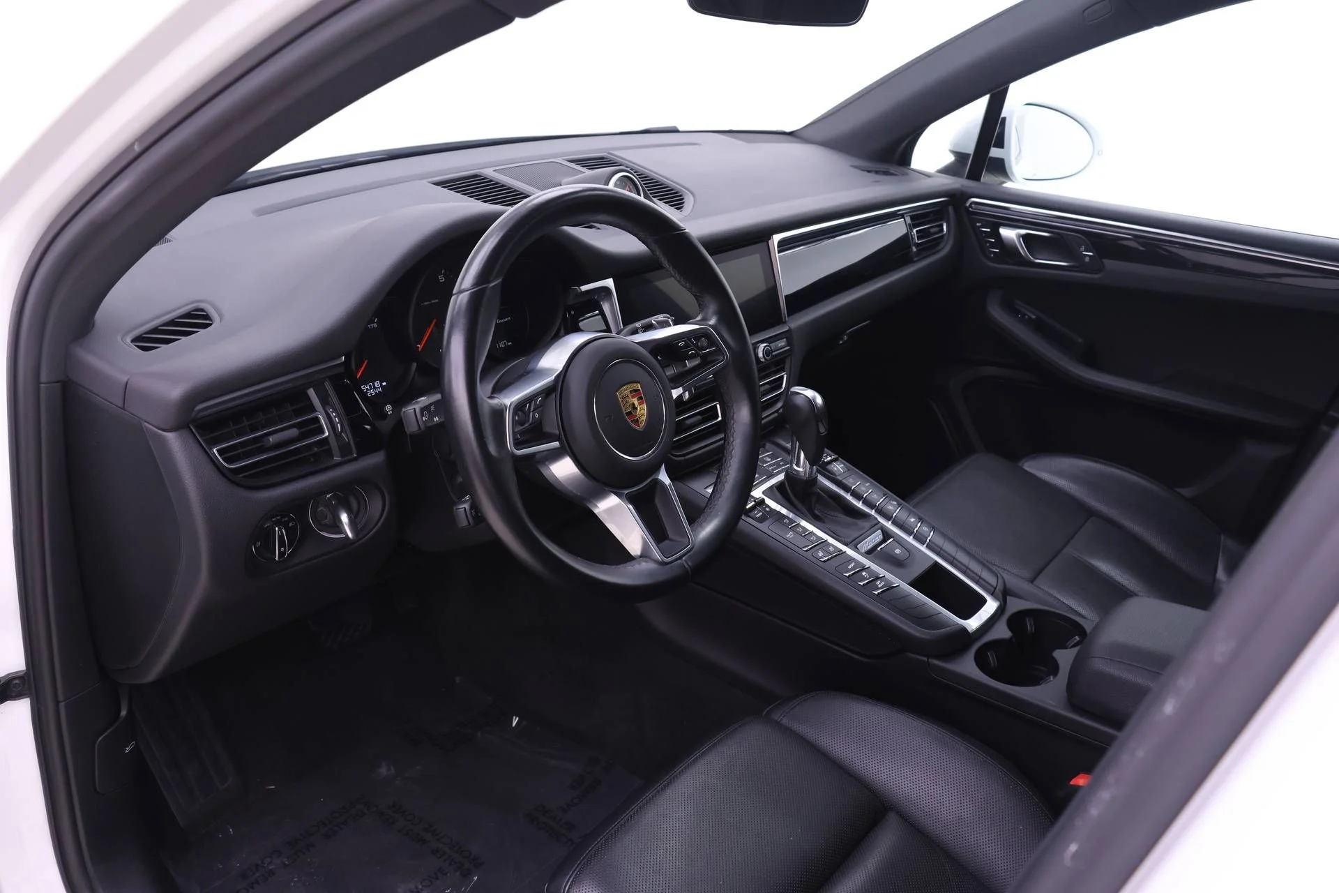 Used 2021 White Porsche  image 4