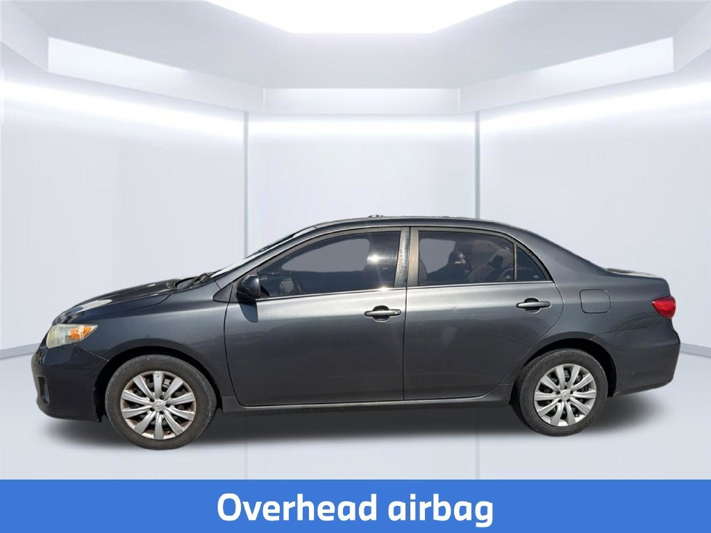 Used 2013 Gray Toyota LE image 5