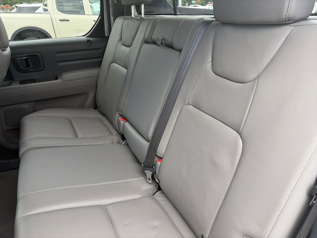 Used 2012 Silver Honda RTL image 31