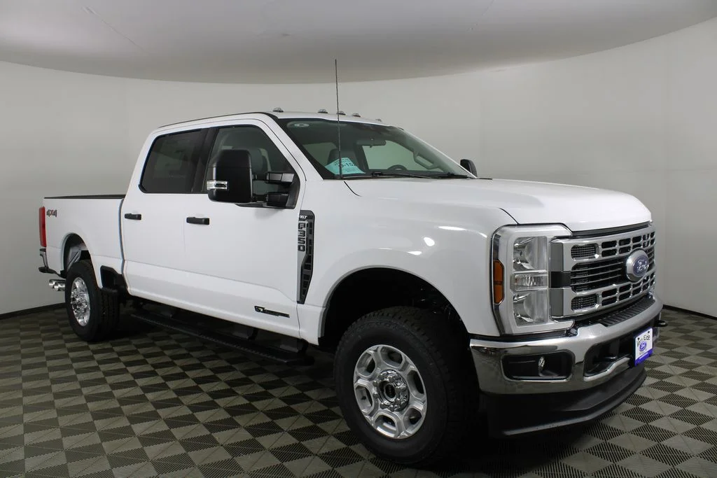 2026 Ford F-350 XLT 4x4 Crew Cab 6-3/4' Box SRW's photo