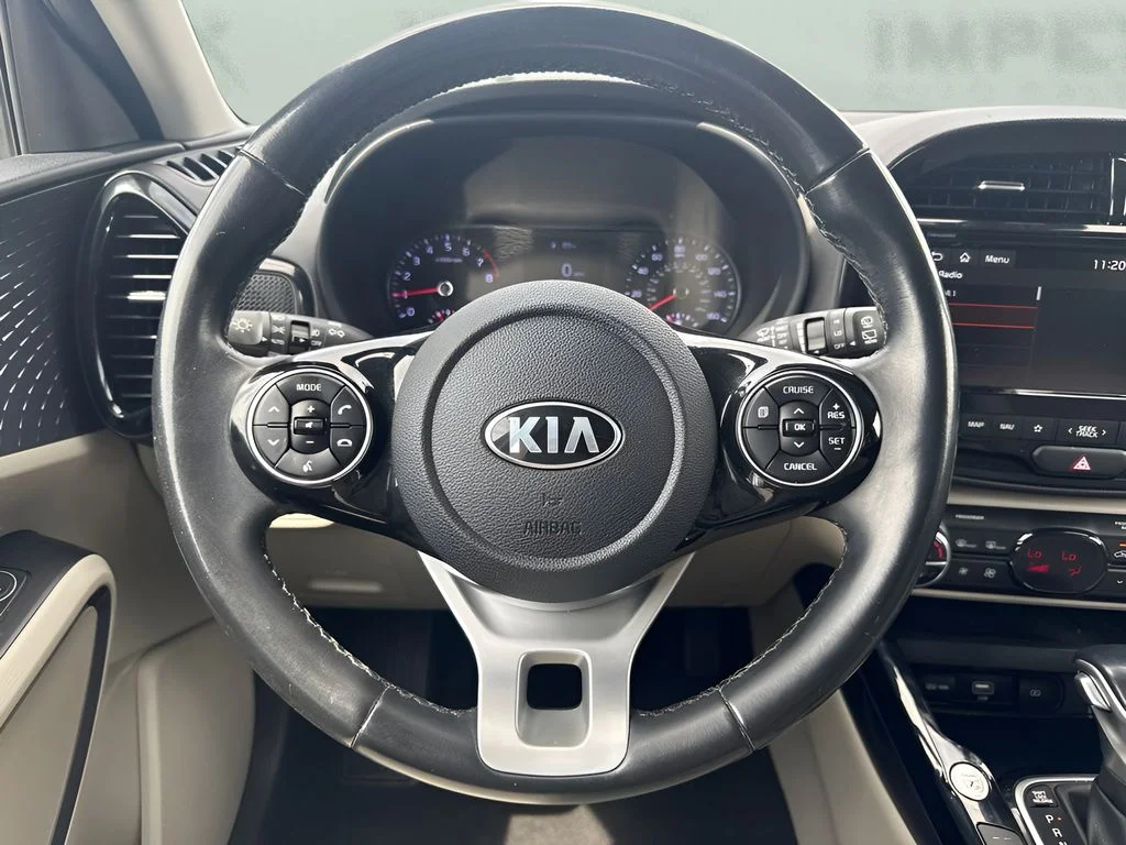 Used 2020 Green Kia EX image 13