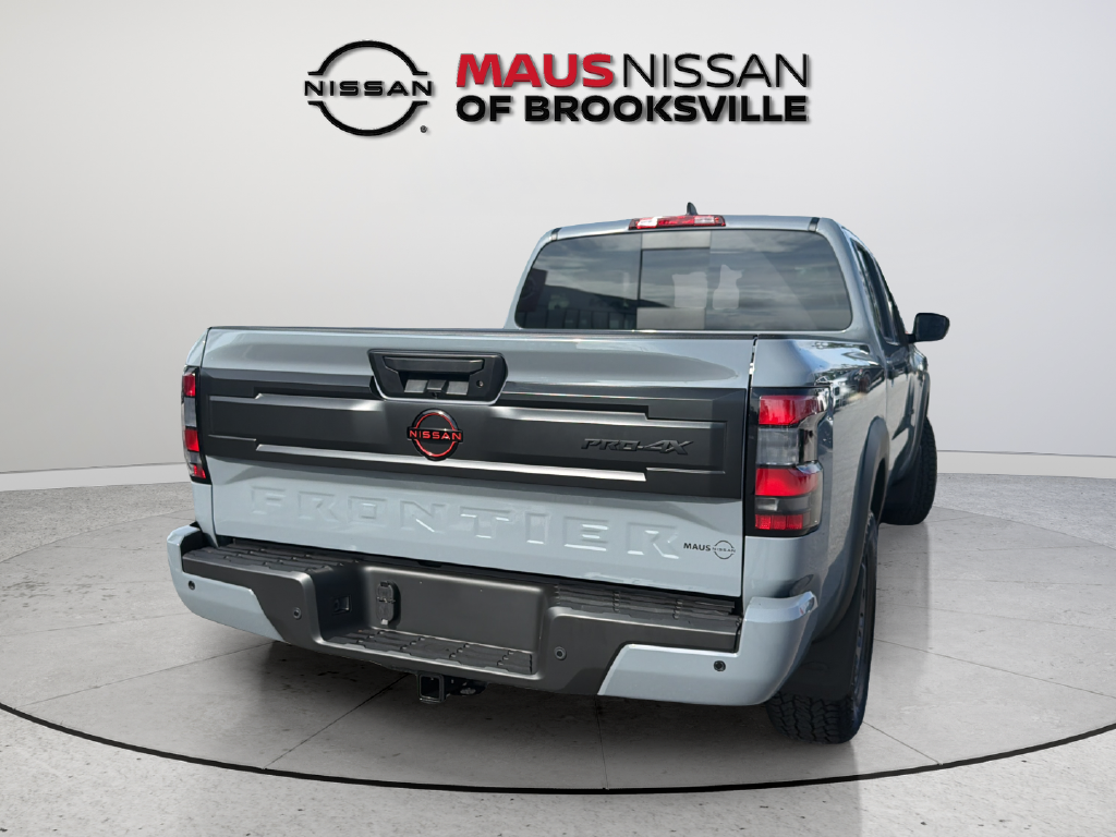 New 2027 Gray Nissan PRO-4X image 10