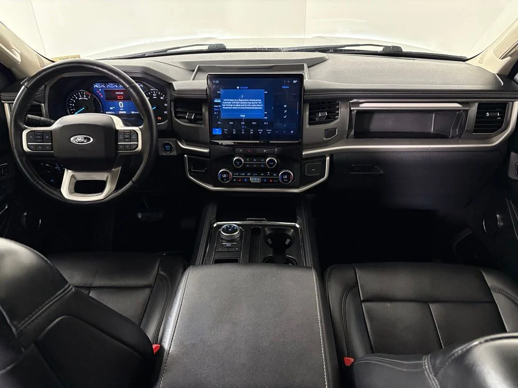 Used 2024 Silver Ford XLT image 37