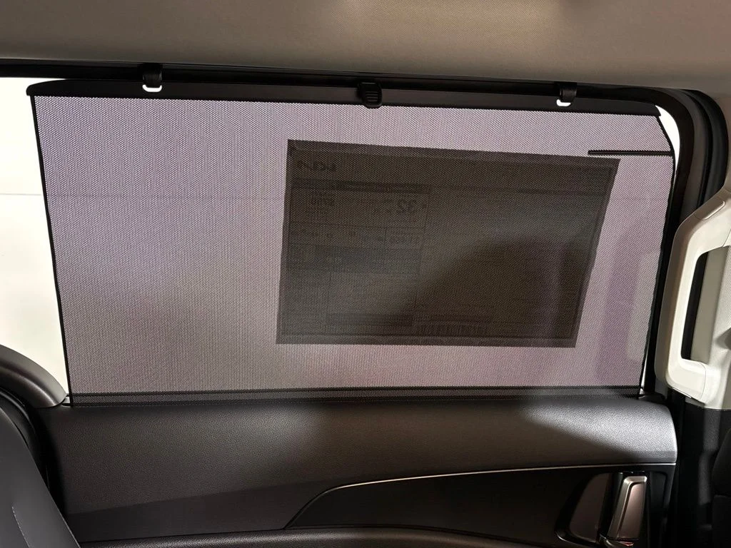 New 2027 Silver Kia EX image 18