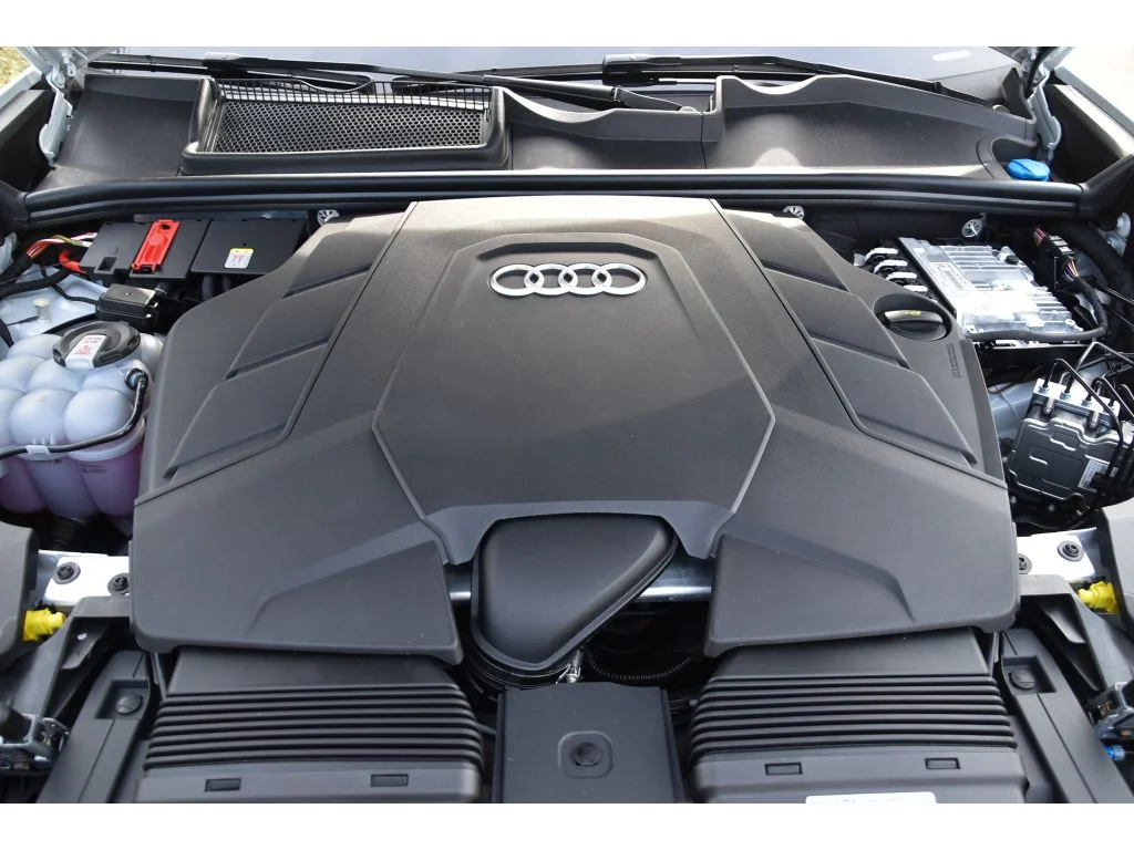New 2026 Glacier White Metallic Audi Premium Plus image 22