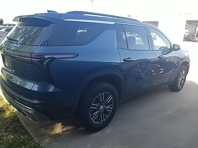 2025 Chevrolet Traverse LT - Photo 25