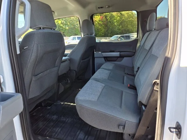 Used 2024 White Ford XLT image 11
