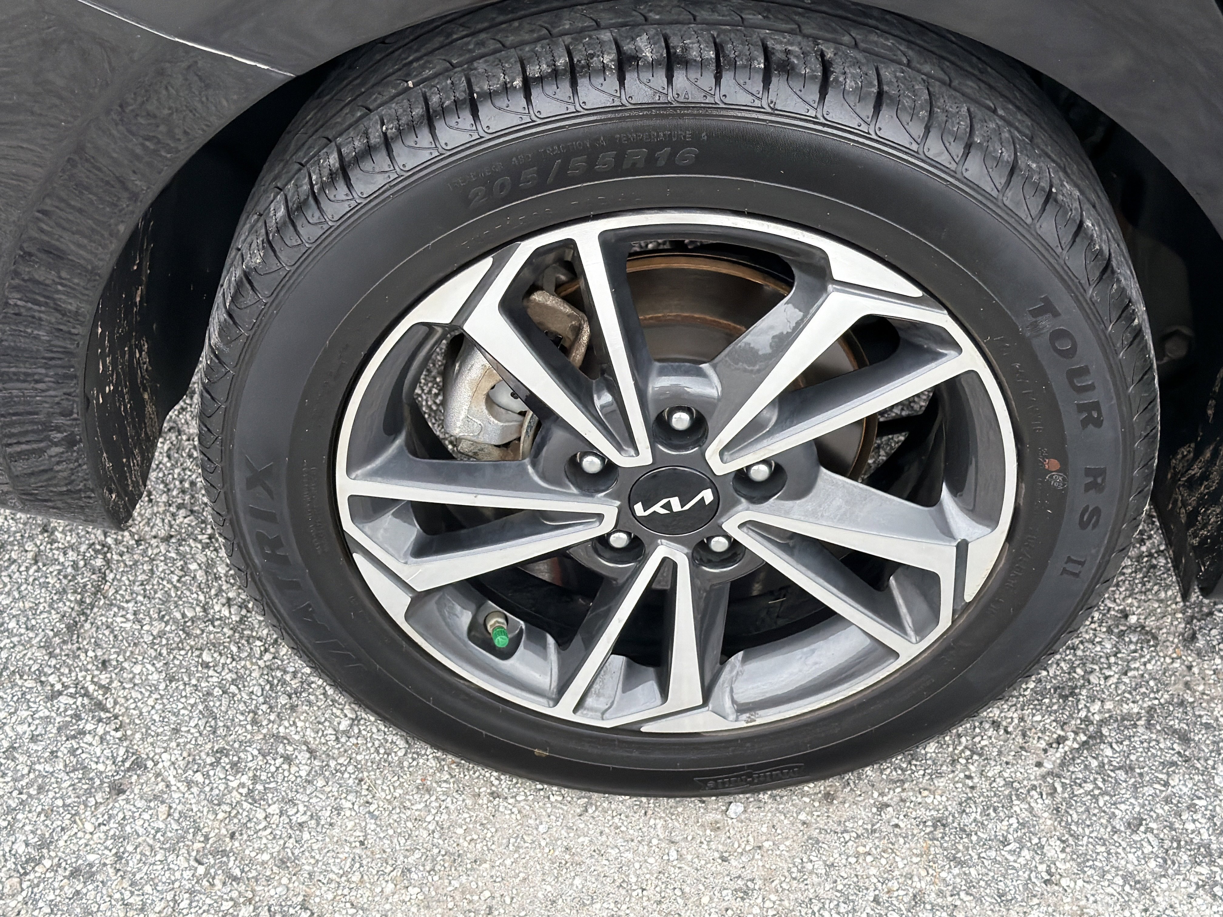 Used 2023 Aurora Black Kia LXS image 20