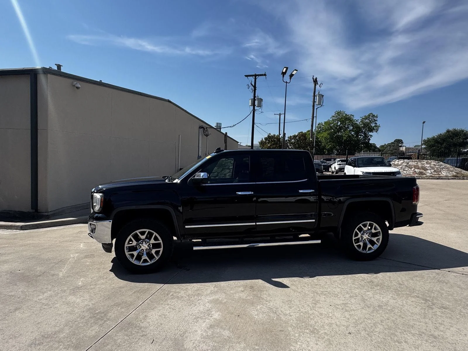 2017 GMC Sierra 2WD Crew Cab Short Box SLT's photo
