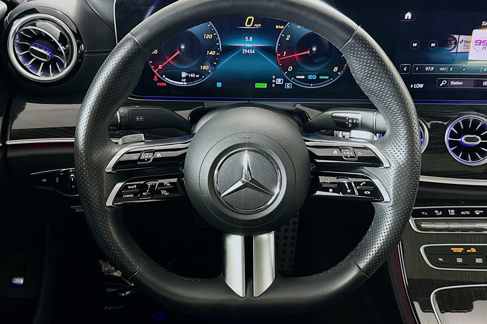 Used 2023 Obsidian Black Metallic Mercedes-Benz CLS 450 image 19