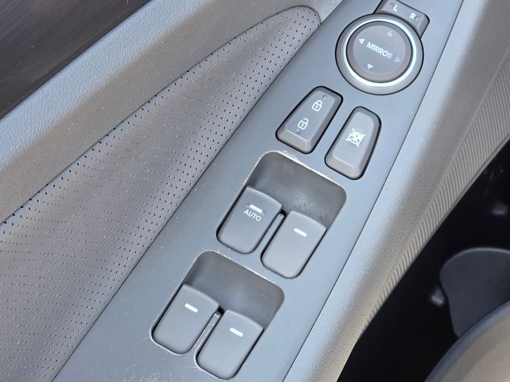 2012 Hyundai Sonata Hybrid Base - Photo 33