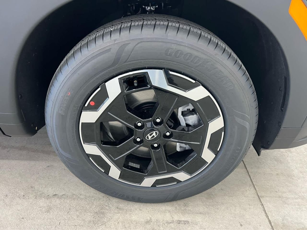 New 2026 Phantom Black Hyundai SE AWD image 8