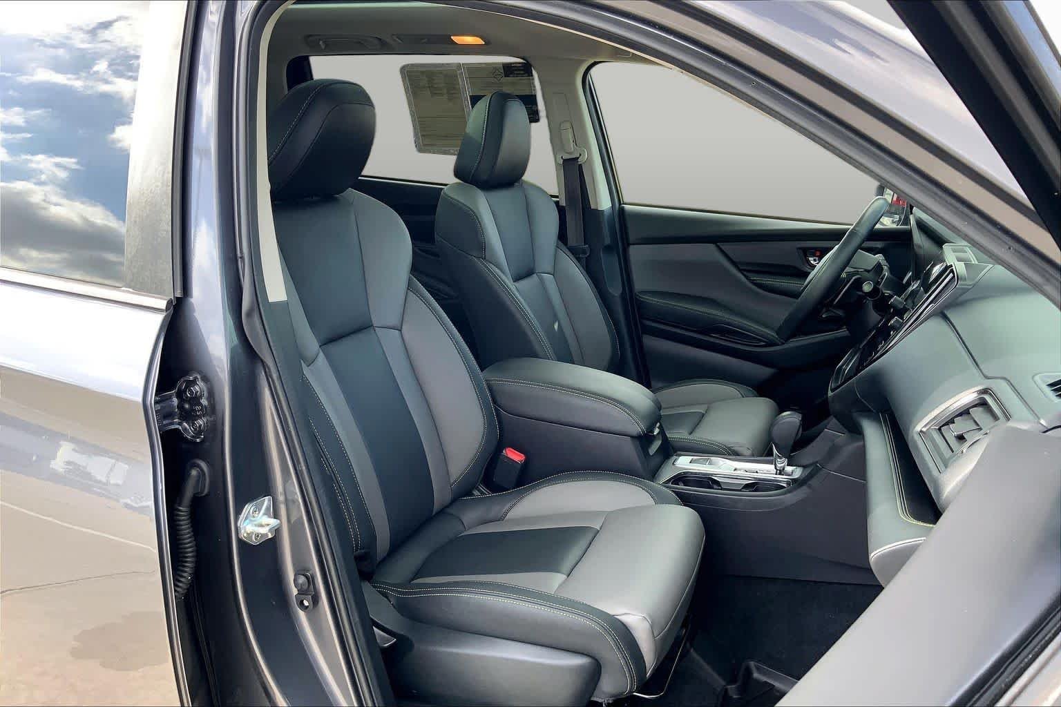 Used 2023 Magnetite Gray Metallic Subaru Onyx Edition image 9