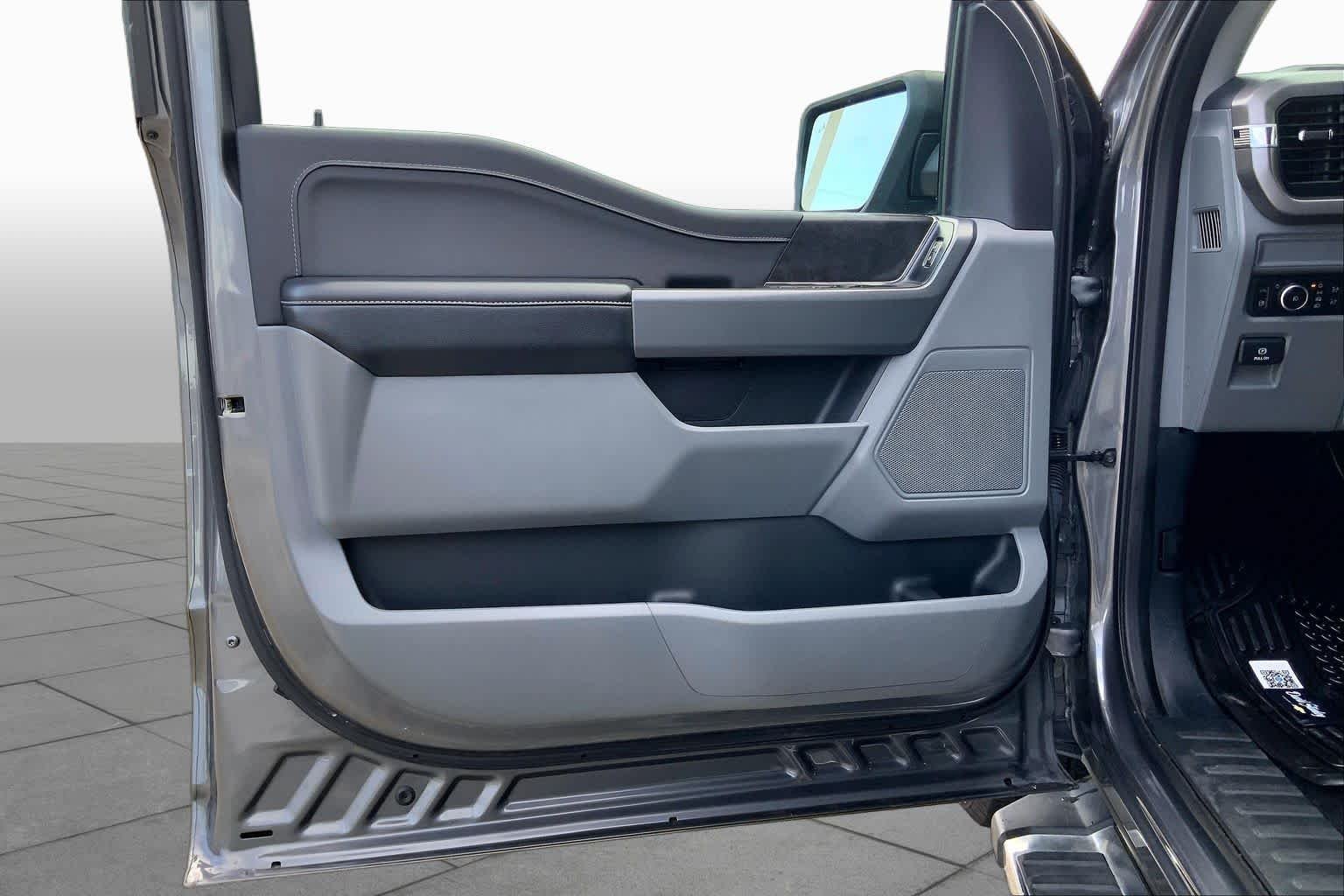 Used 2024 Carbonized Gray Ford XLT image 35