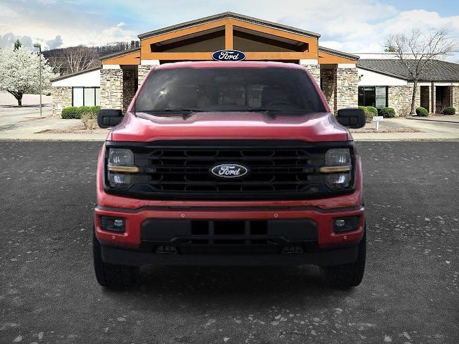 New 2026 Ruby Red Metallic Tinted Clearcoat Ford XLT image 6