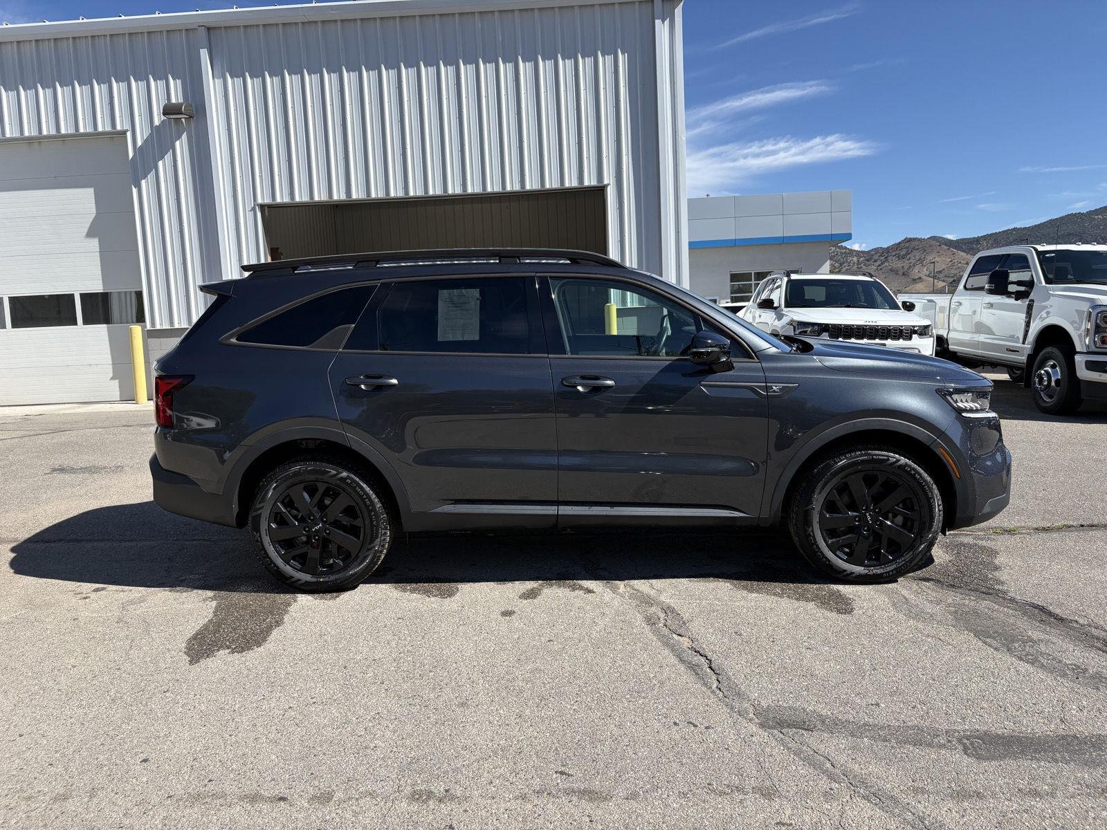Used 2023 Gravity Gray Kia X-Line S image 6