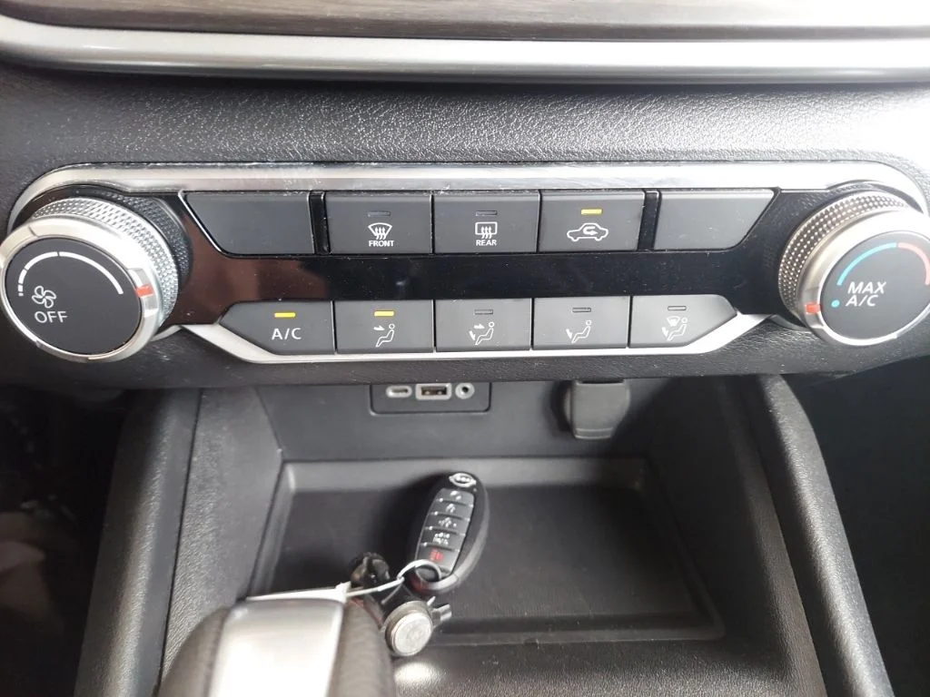 Certified Used 2025 White Nissan 2.5 SV image 26