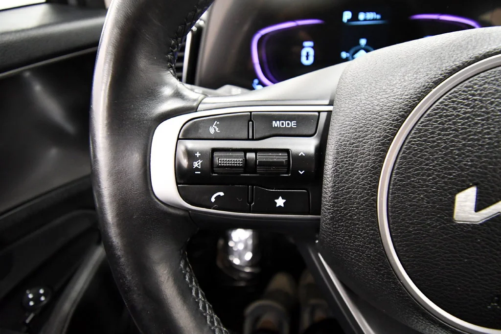 Certified Used 2023 Silver Kia EX image 20