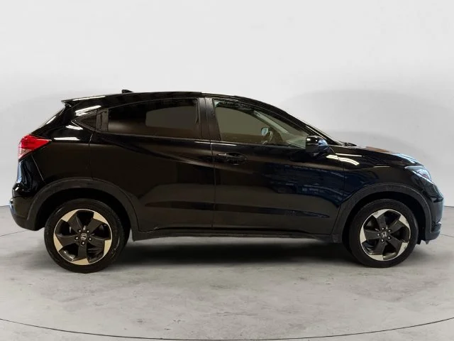 Used 2018 Black Honda EX image 7
