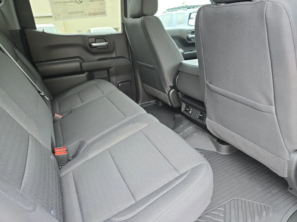 2026 Chevrolet Silverado 1500 Custom Trail Boss - Photo 11