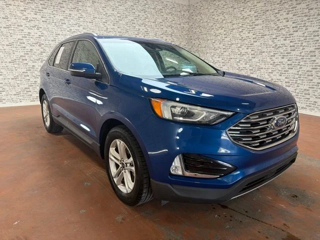 Used 2020 Atlas Blue Metallic Ford SEL image 9