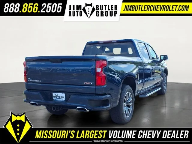 Certified Used 2022 Blue Chevrolet RST image 22