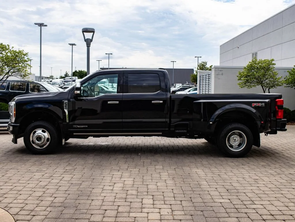 Used 2023 Agate Black Metallic Ford Platinum image 5