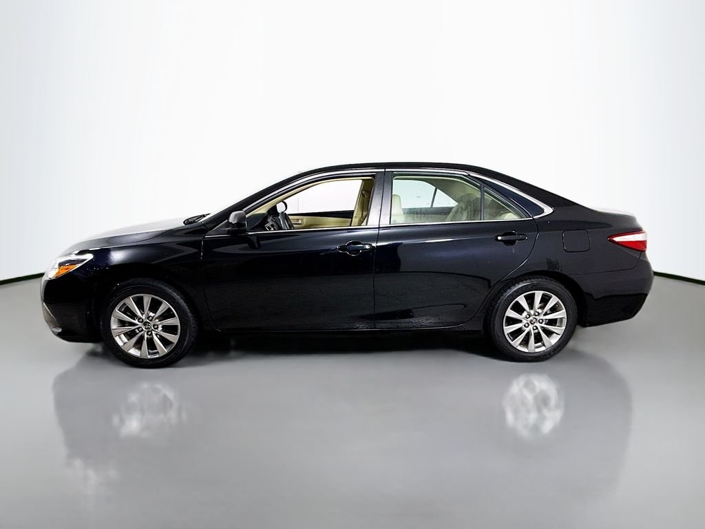 Used 2015 Attitude Black Toyota XLE image 8