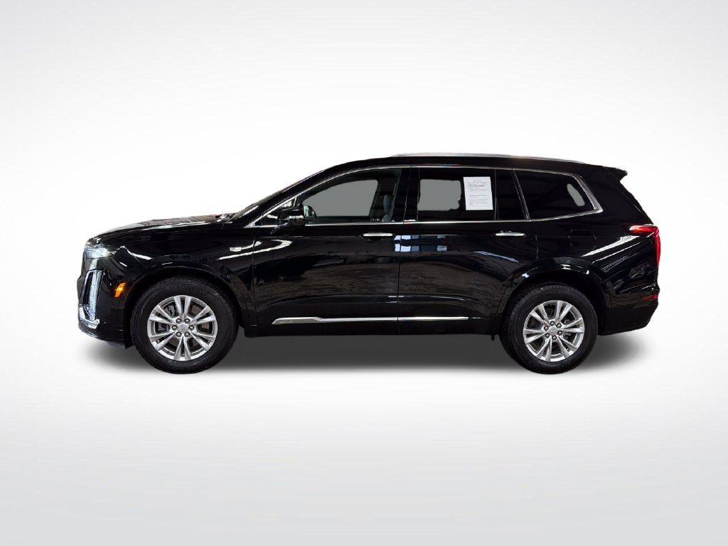 Used 2024 Stellar Black Metallic Cadillac Luxury image 2