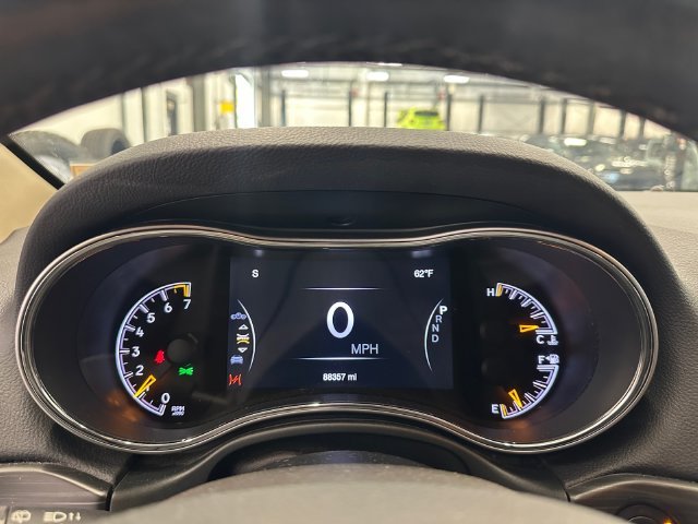Used 2020 White Jeep Limited image 30