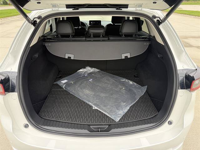 Certified Used 2025 Rhodium White Metallic Mazda 2.5 S Premium Plus Package image 11
