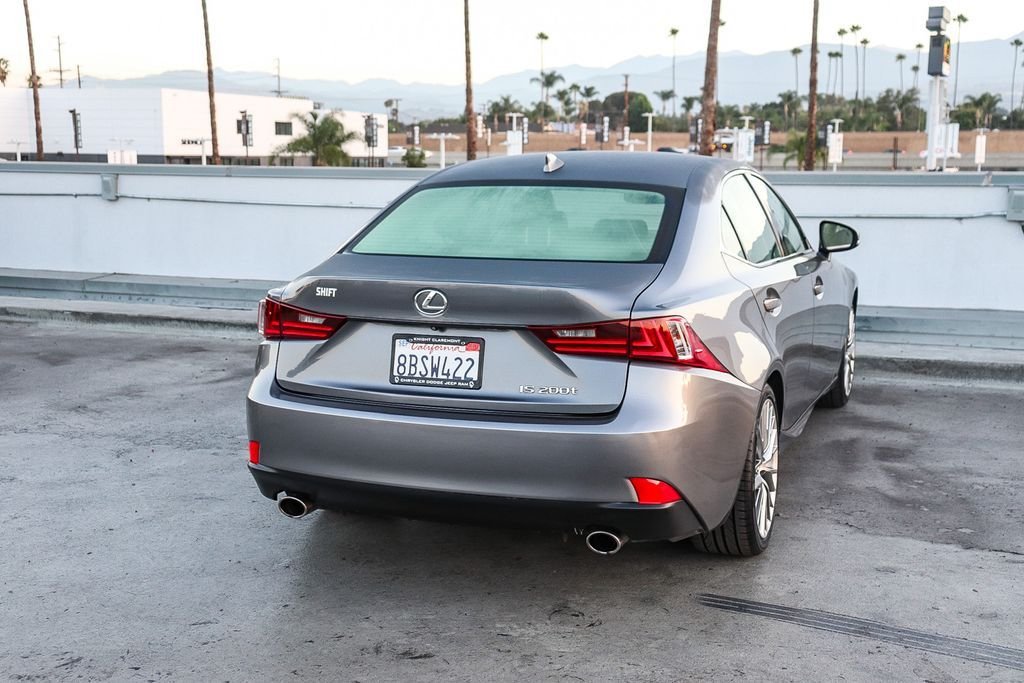 Used 2016 Gray Pearl Lexus 200t image 9