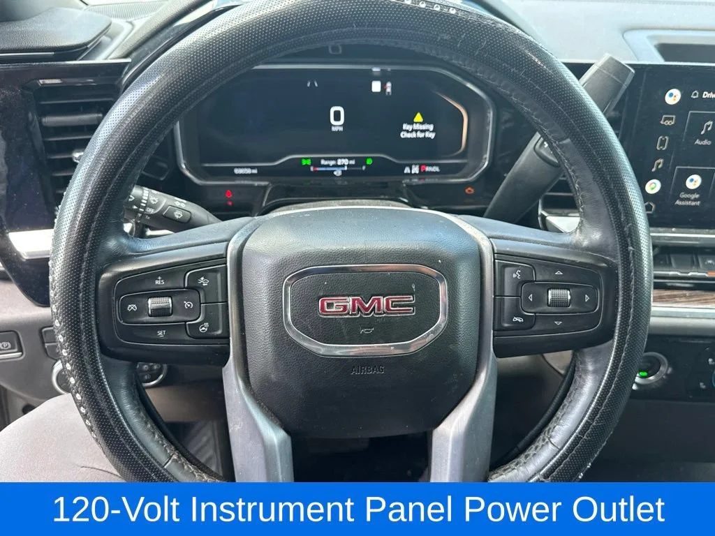 Used 2022 SUMMIT WHITE GMC Elevation image 32