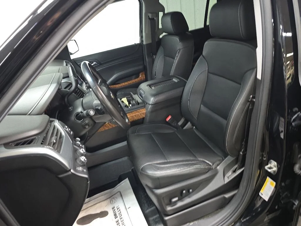 Used 2018 Black Chevrolet Premier image 32