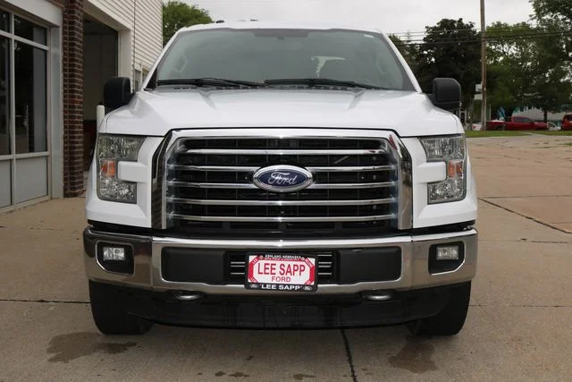 Used 2015 Oxford White Ford XLT image 3
