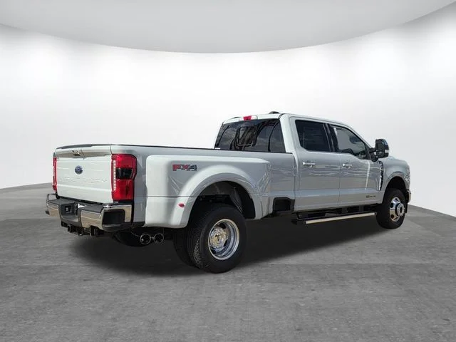 New 2026 Avalanche Ford F-350® Lariat® image 23