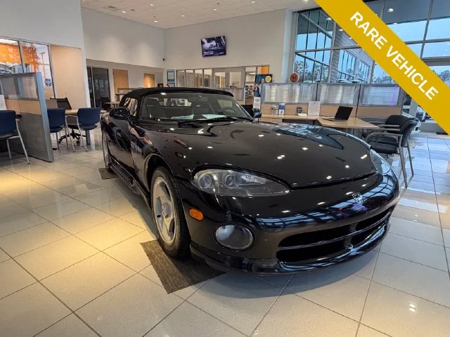 Used 1994 Black Dodge RT/10 image 8