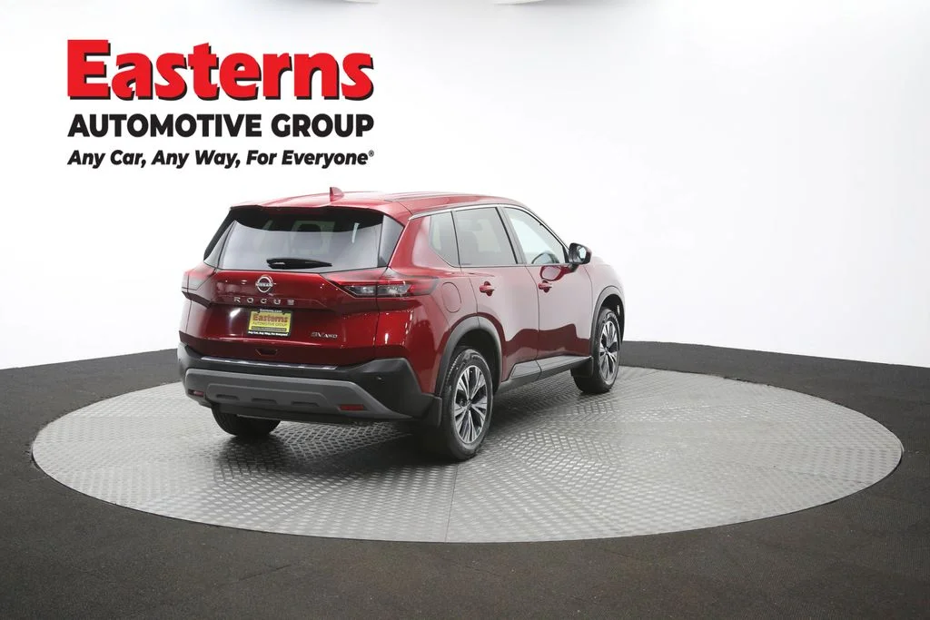 Used 2023 Red Nissan SV image 39