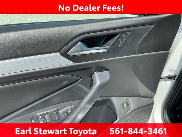 Used 2025 White Volkswagen 1.5T Sport image 19