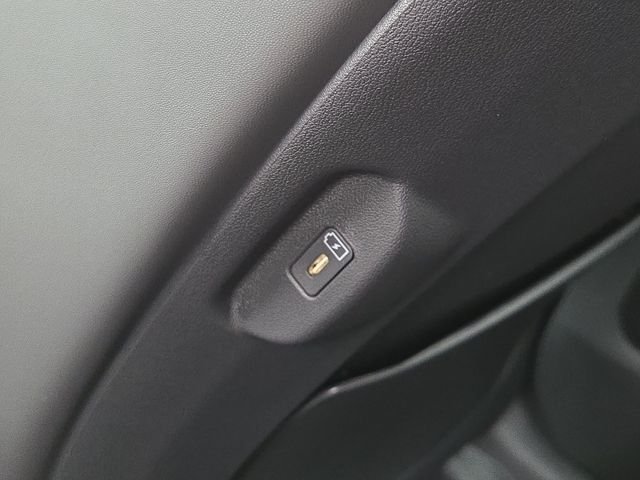 New 2027 Brown Kia X-Line S image 11