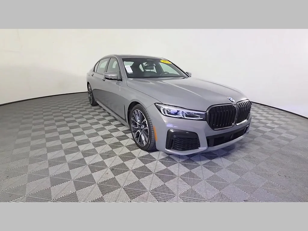 Used 2022 Bernina Grey Amber Effect Metallic BMW 740i image 52