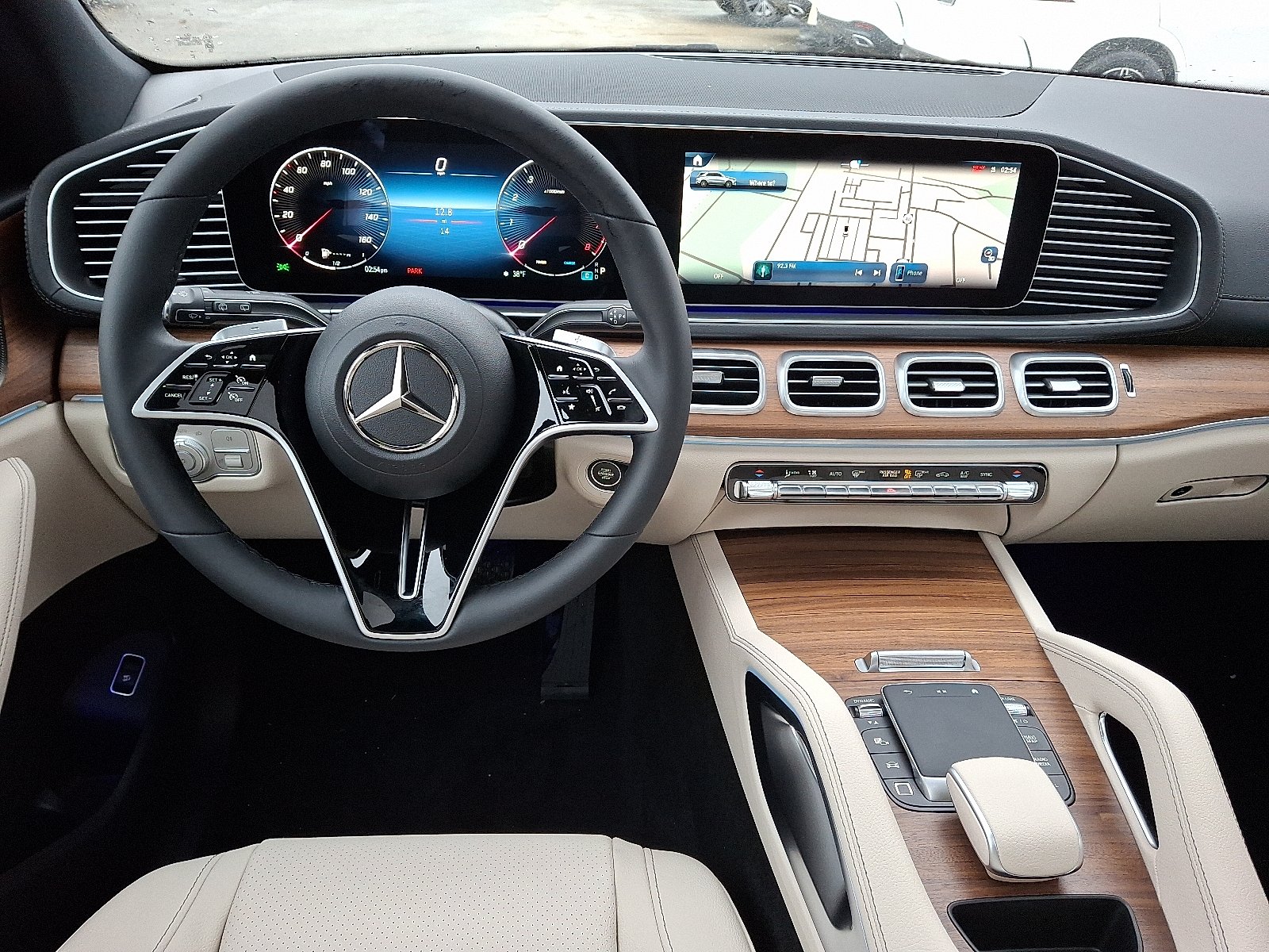 New 2026 Polar White Mercedes-Benz GLE 350 image 9