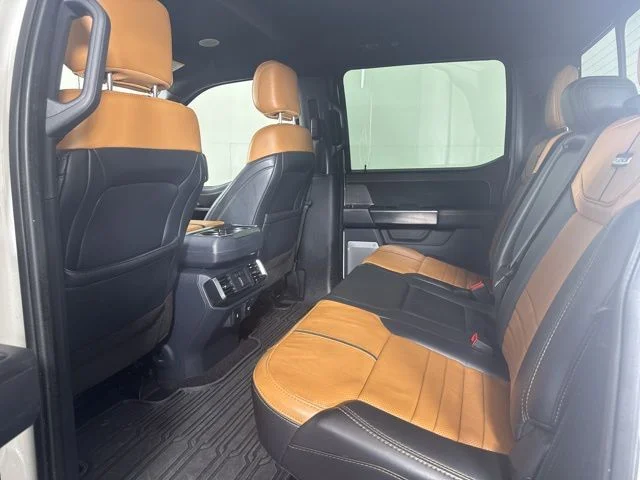 2022 Ford F-150 Platinum - Photo 11