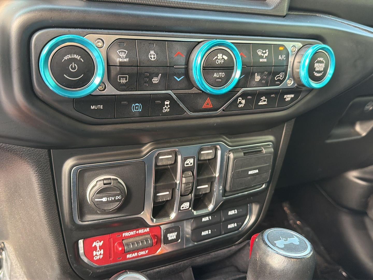Used 2021 Sting-Gray Clearcoat Jeep Unlimited Rubicon image 28
