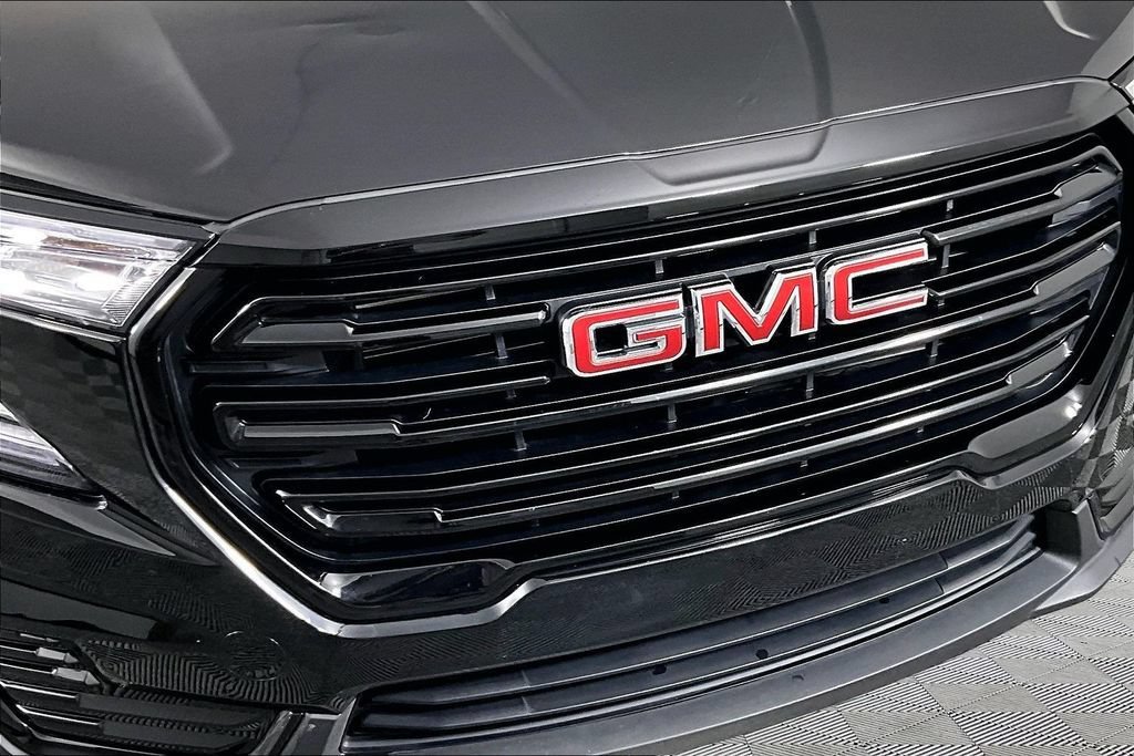 2024 GMC Terrain SLE - Photo 30